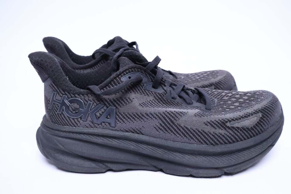 Hoka One One Clifton 9 Womens Sz 7.5 Black Athletic Running Shoes Sneakers #289
